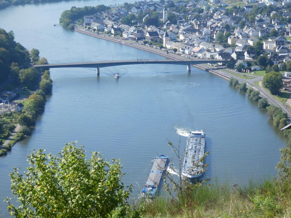 Hotel Hausboot Moselrose In Poelich Polich Esterno foto